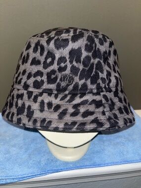 Leopard Print Bucket Hat with Small Embroidered Logo - Gray/Black so soft